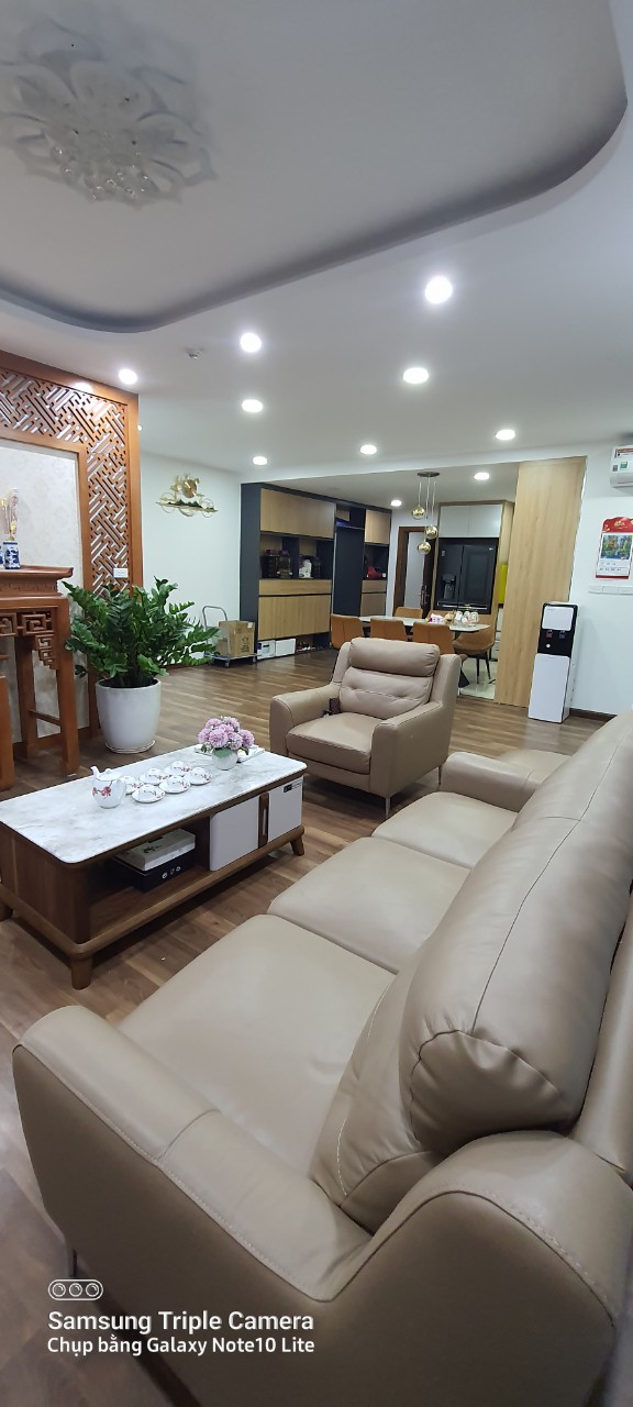 Chính chủ cắt lỗ 3pn Goldmark city 136 Hồ Tùng Mẫu giá bán 3ty9 có thương lượng tòa r1, lh