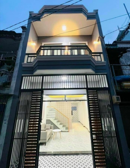 NHÀ SÁT MẶT TIỀN ĐƯỜNG BÌNH GIÃ- TÂN BÌNH- HẺM XE Ô TÔ- CHỦ NHÀ CẦN BÁN GẤP HẠ KHÔNG PHANH GIÁ TỪ 6,8 TỶ XUỐNG CÒN 5,3