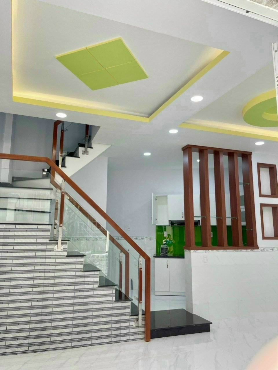 Nhà NGUYỄN VĂN ĐẬU 36M 2 TẦNG Nhỉnh 4 tỷ hẻm 3 m