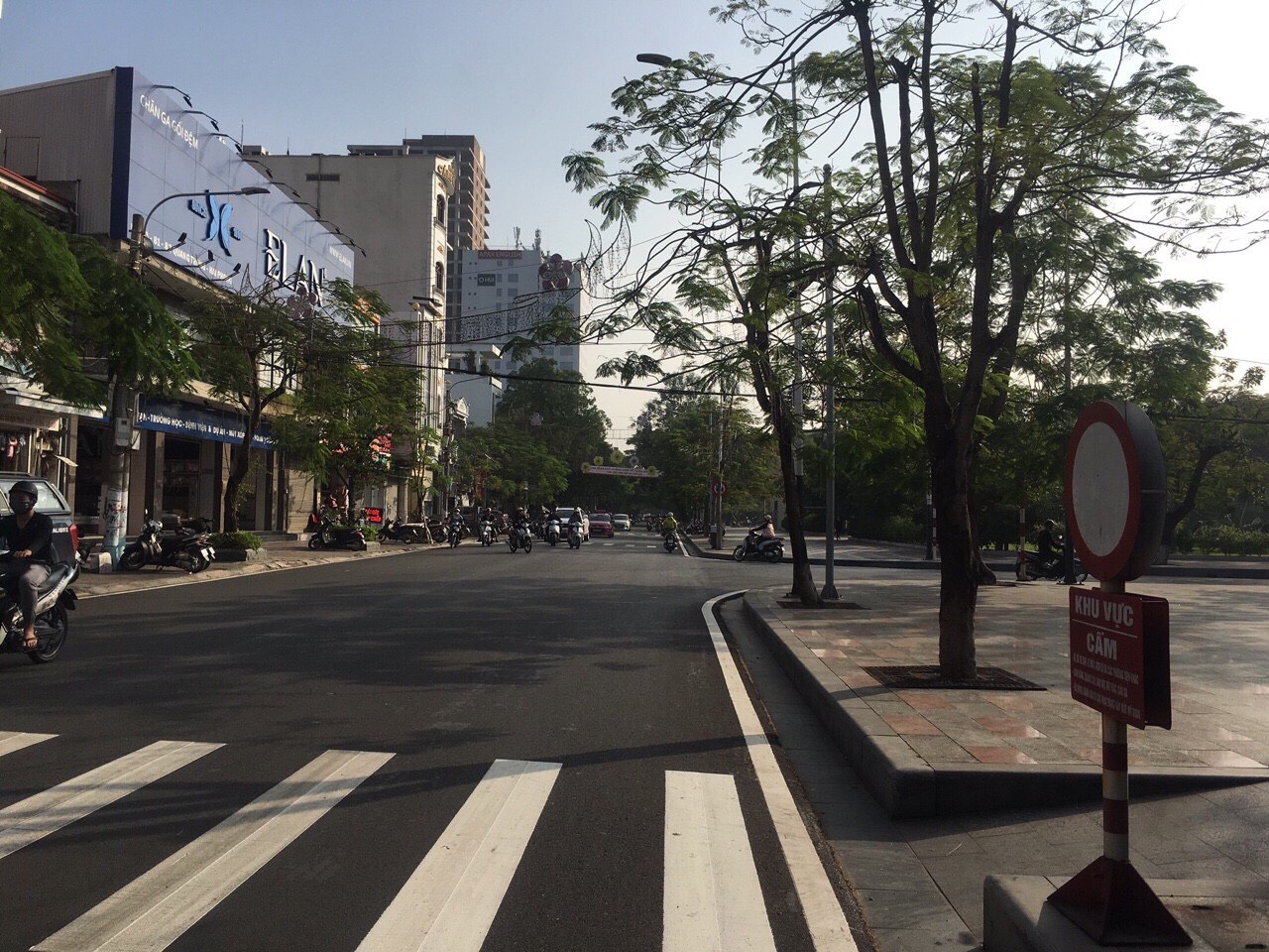 Cho thuê MT 10m Nguyễn Đức Cảnh Lê Chân Hải Phòng