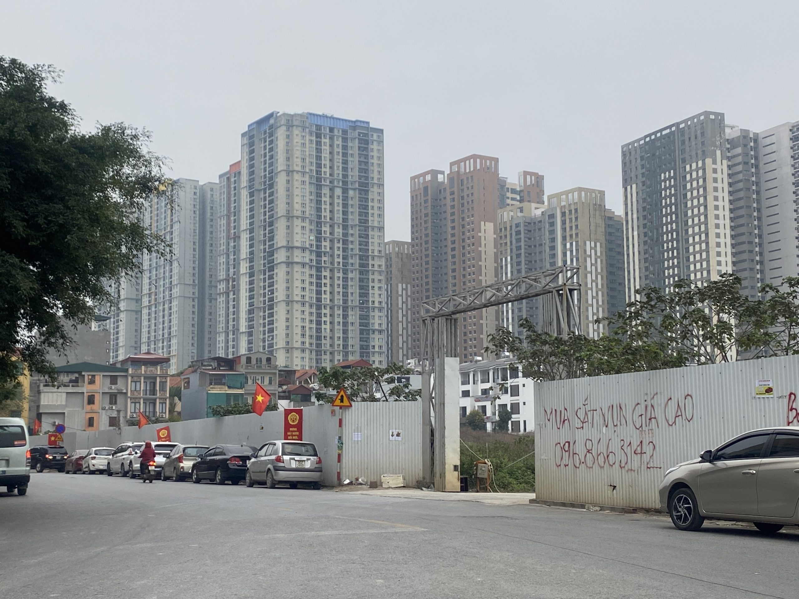 BÁN NHÀ TÀI CHÍNH 10 tỷ ở mặt Phố Trung Văn Tố Hữu 70m2, Vị trí đắc địa, 4 tầng