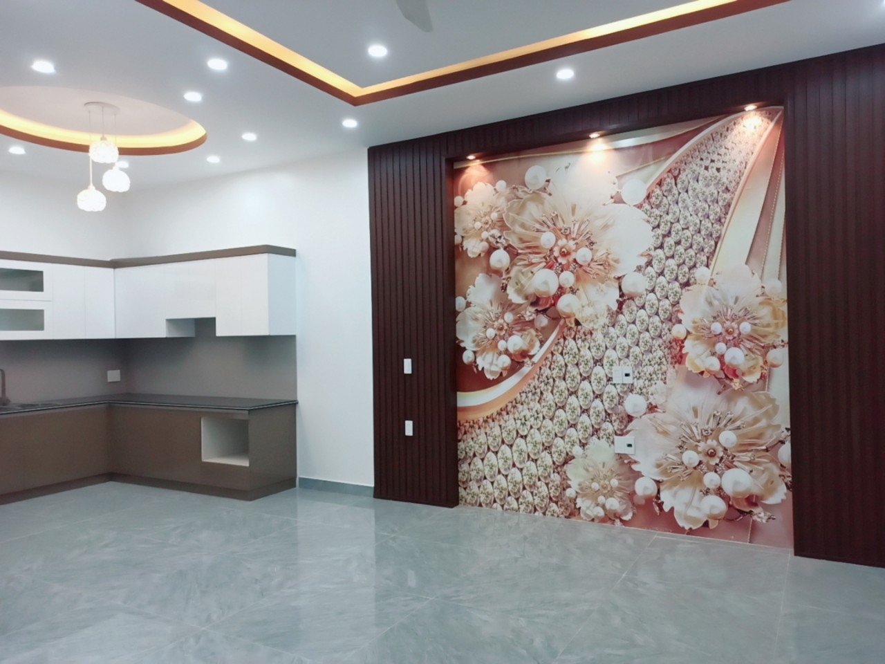 Bán nhà xây mới ngõ 99 Nguyễn Văn Hới - Cát Bi 54m x 3 tầng GIÁ 2.8 tỉ ngõ nông