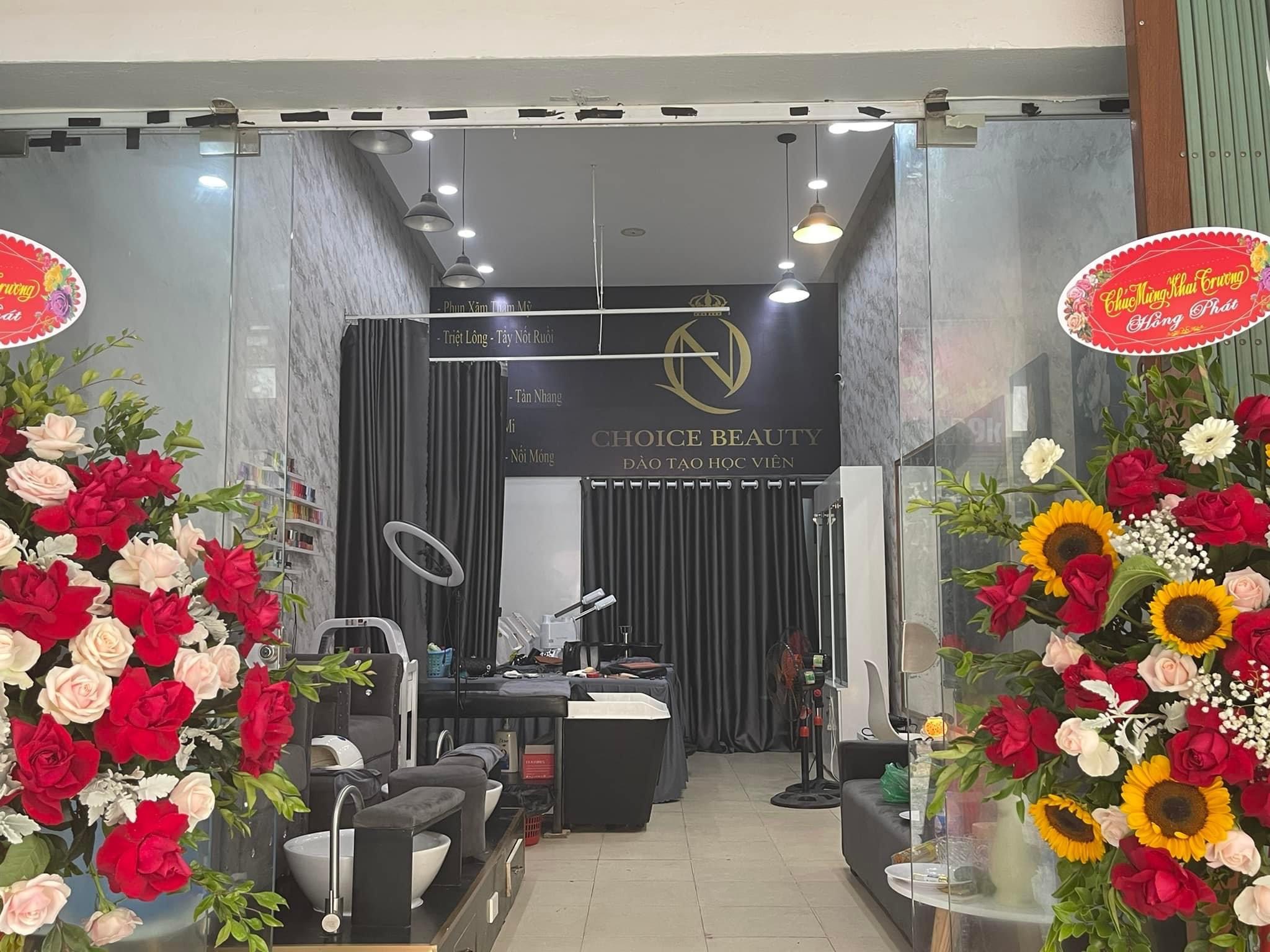 Chính chủ Sang nhượng spa mặt phố Mai Dịch, Cầu Giấy. Đường lớn gần các đường đại học