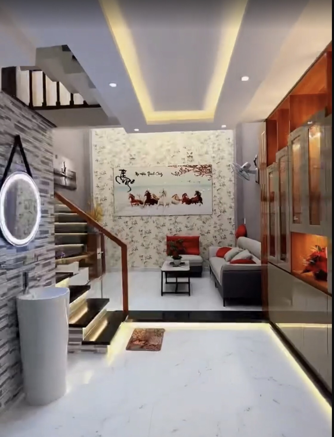 Bán Nhà 3 Tầng HXH Đường Quốc Lộ 13, DT-5*13m, Giá 4 Tỷ 9, P. Hiệp Bình Phước, TP.Thủ Đức.