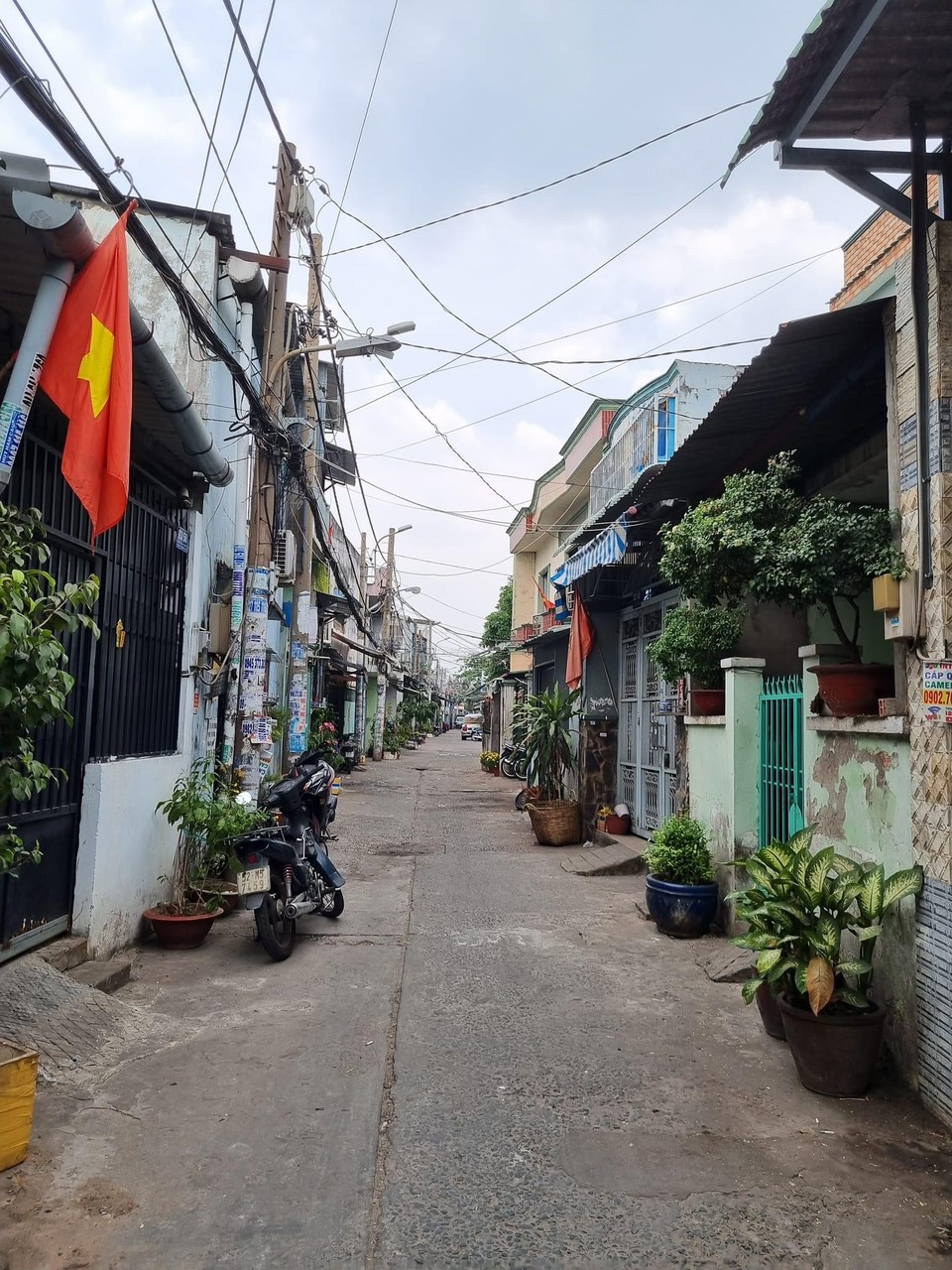 Bán nhà 2 tầng đường liên khu 10-11, hẻm xe hơi, 95m2 chỉ 4.2 tỷ