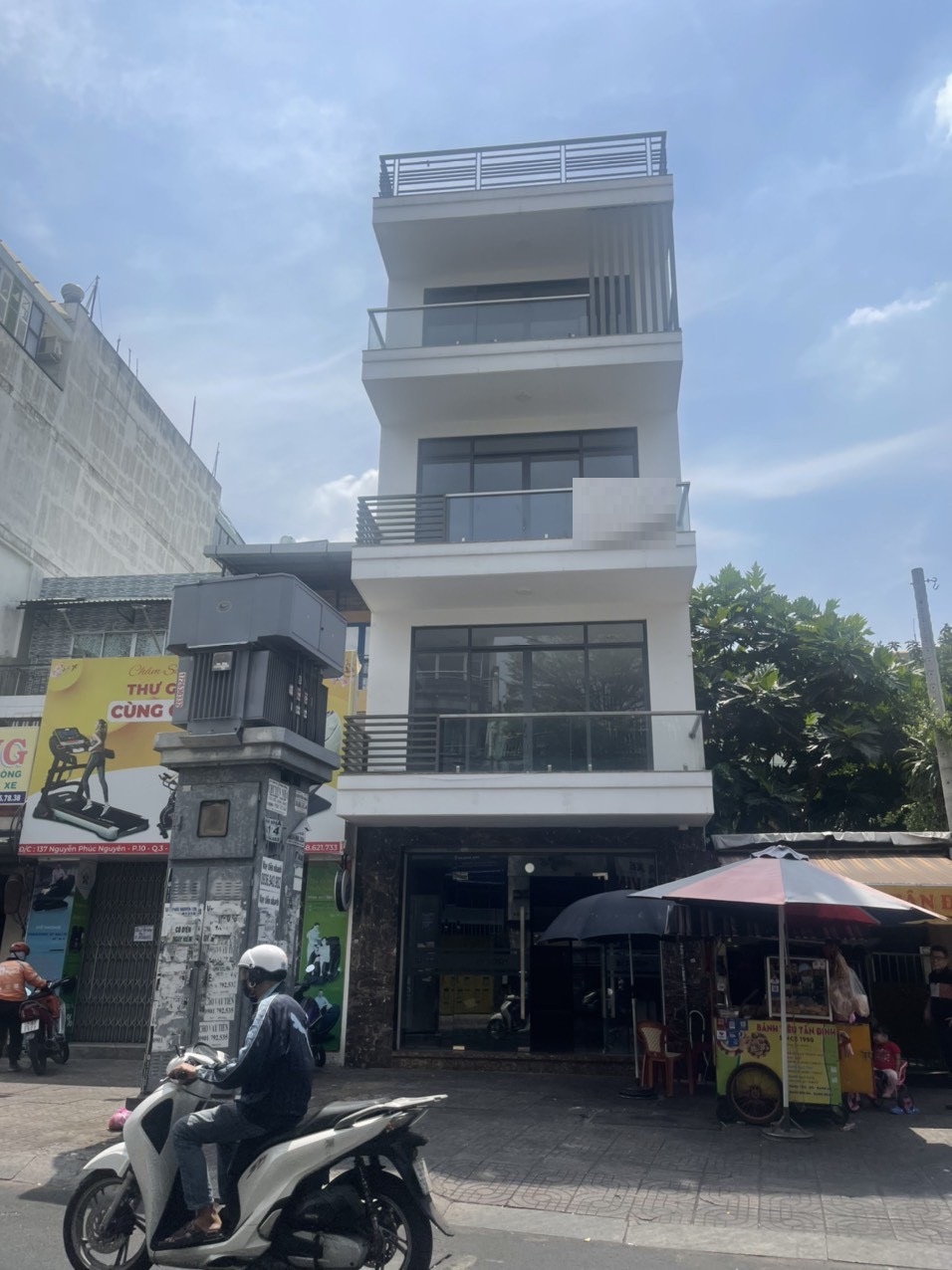 Cho thuê nhà nguyên căn MT Nguyễn Phúc Nguyên, P10, Q3