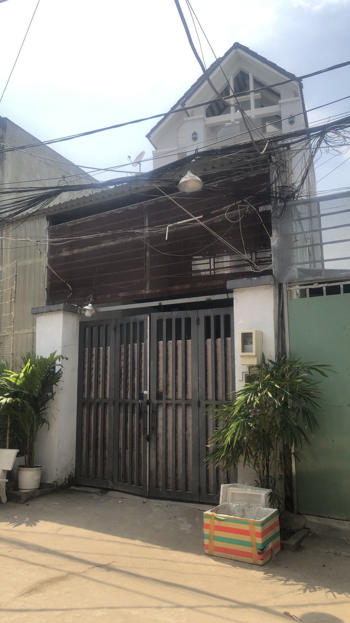 Nhà Chính Chủ 3 tấm BTCT Lê Văn Việt 100 m2, hẻm 7m chỉ 5.5 tỷ