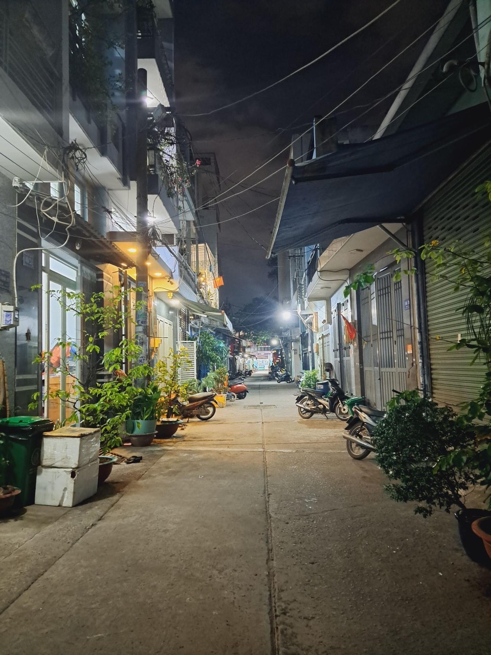 Bán nhà 2 tầng đường số 12, bhh, hẻm xe hơi 5m, 42m2 chỉ 3.45 tỷ