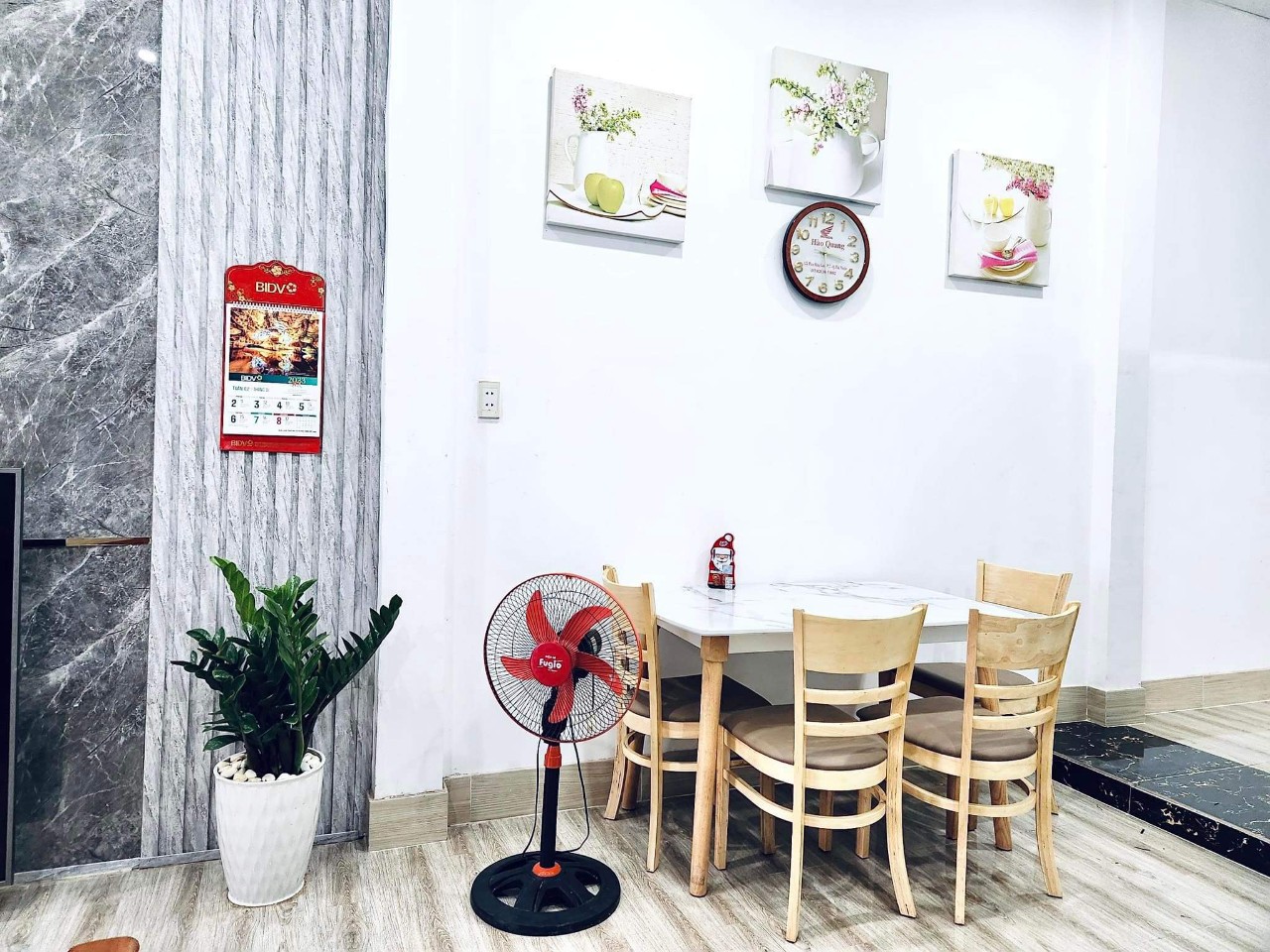 Giảm sốc 200tr nhà 3 tầng từ 3tỷ 500 chỉ còn 3 tỷ 300 DT 54 m2