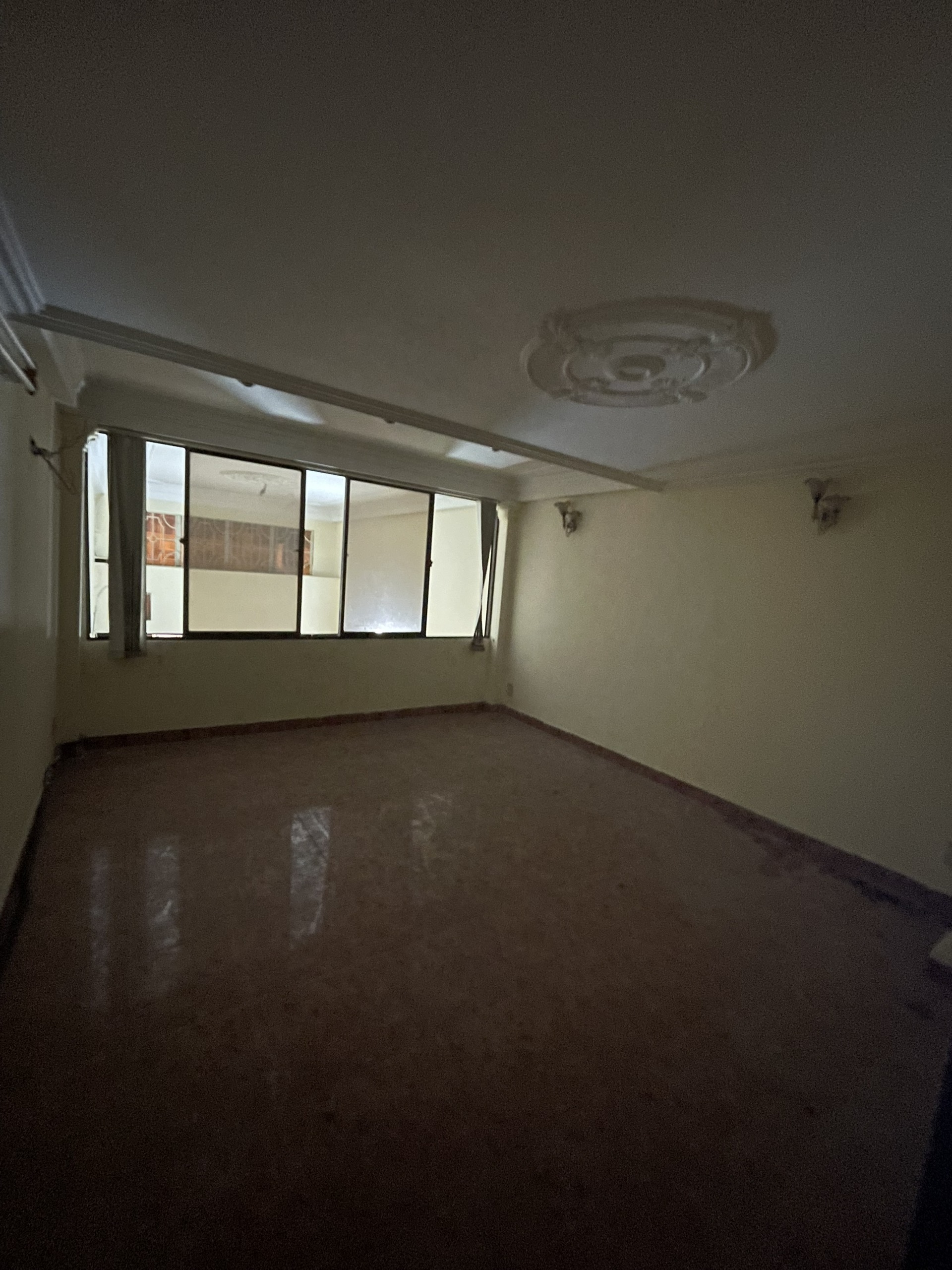 Cho Thuê Nhà Mặt Tiền Đặng Thị Nhu,Q.1 DT:4x16, ,Trệt lửng 3 lầu. Giá:75 tr/th