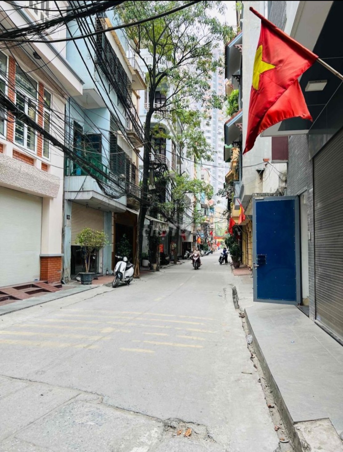 Bán mảnh đất khu phân lô Tân Mai, ô tô vào nhà, mt 4, 45m2, 5,x tỷ