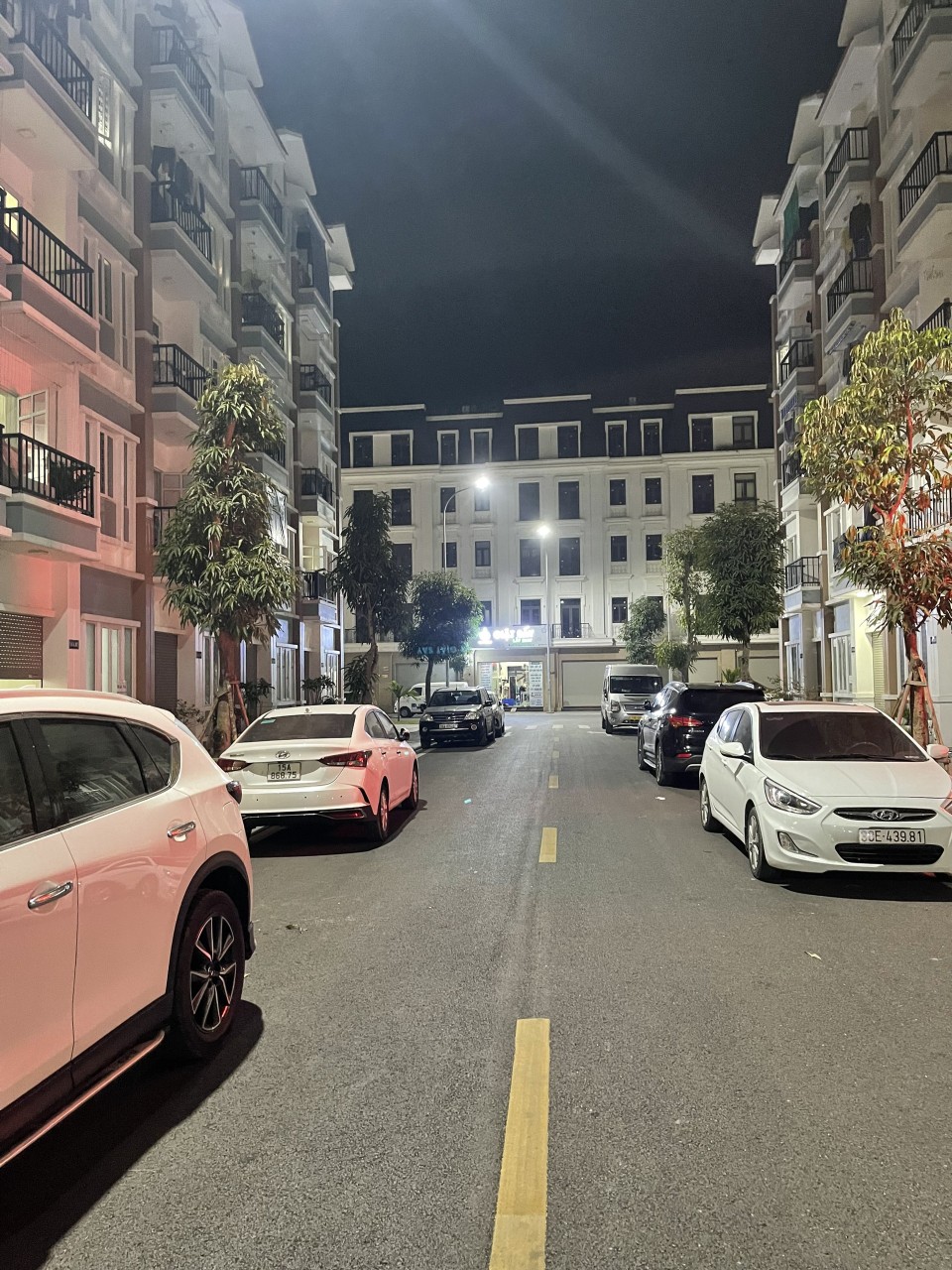 Bán căn tầng 1 Hoàng Huy An Đồng 65m khu mới cực đẹp GIÁ 2.2 tỉ rẻ hơn thị trường 300tr