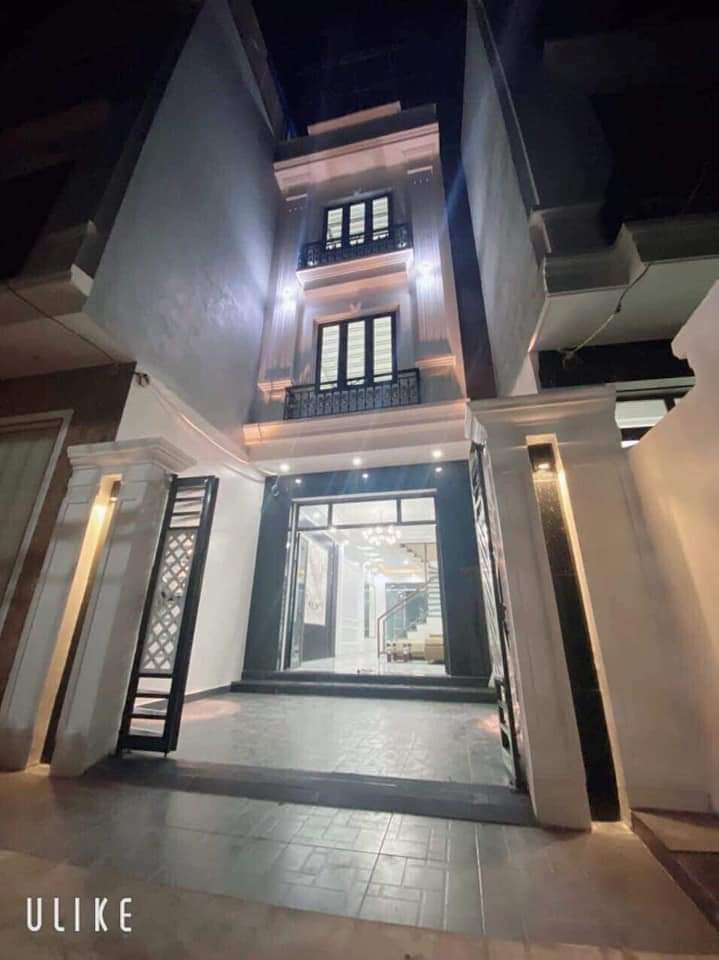 Nhà xây mới độc lập sân cổng riêng 4 tầng S 50m GIÁ 2.68 tỉ ngõ 299 Bùi Thị Từ Nhiên