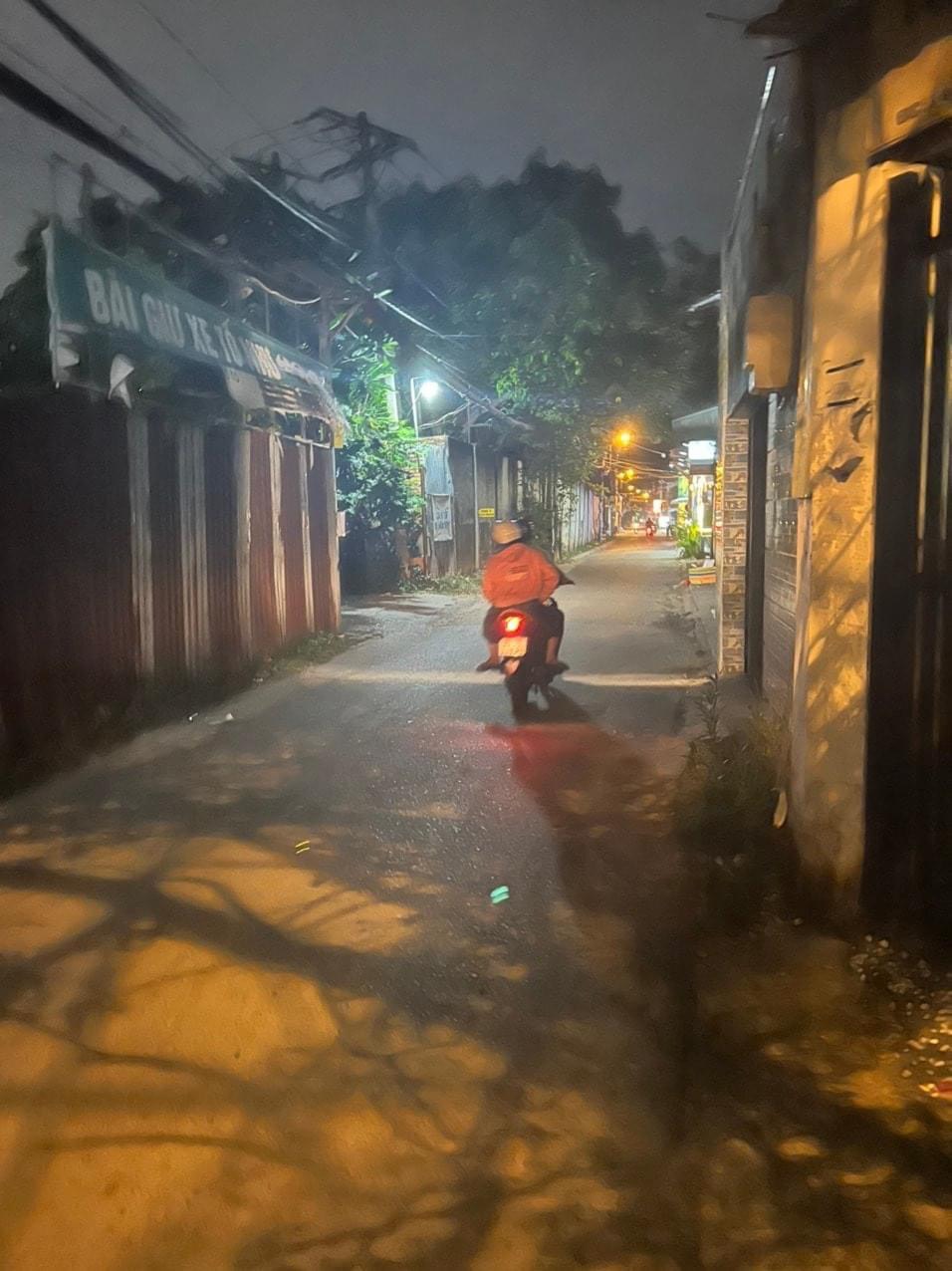 Bán nhà mặt tiền đường số 8, bhh, 2 tầng, 52m2 chỉ 5.99 tỷ, sát Aeon mall tân phú