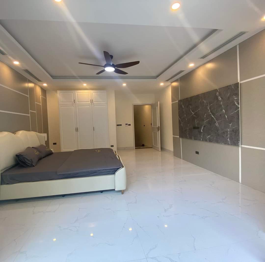 Đất vượng phát Vạn Phúc, Ba Đình, taxi đỗ cửa, tặng nội thất, gần phố, 57m, 5T, Mt 5m, 6.2 tỷ