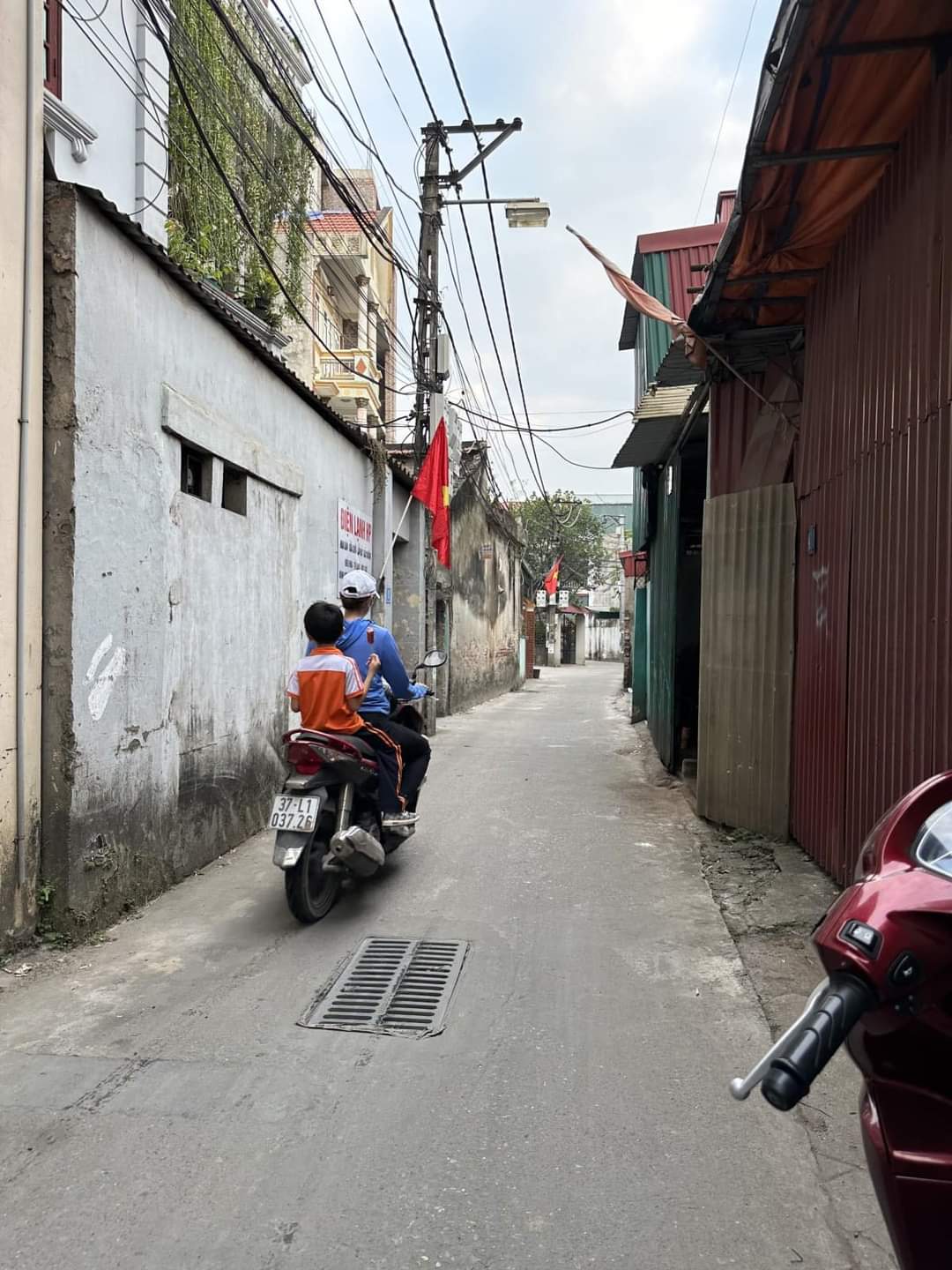 Cực hiếm!Bán đất tặng nhà, 38m2 Bắc Cầu, mt 3.6, chỉ hơn 1 tỷ.