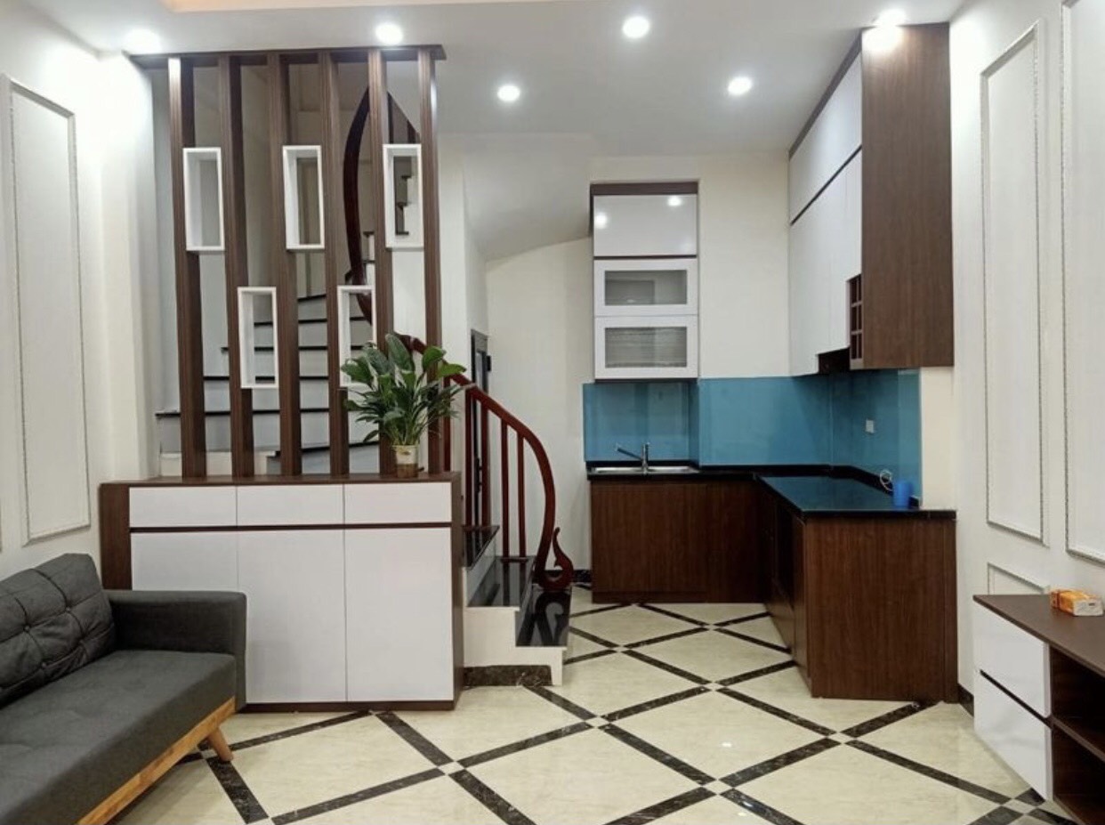 BÁN NHÀ TẶNG NỘI THẤT- NGÕ 291 KHƯƠNG TRUNG, Thanh Xuân, DT 38m2 x 5 tầng x MT 4m- GIÁ 3.6 Tỷ