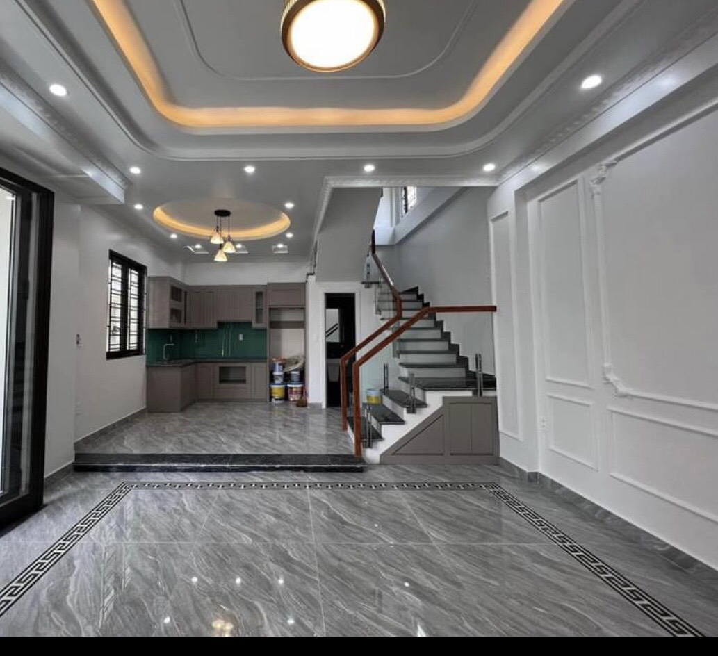 NHÀ KHƯƠNG TRUNG- GẦN PHỐ, NỘI THẤT CAO CẤP- DT 52m2 x 5 tầng x MT 6.1m- GIÁ 6.2 TỶ