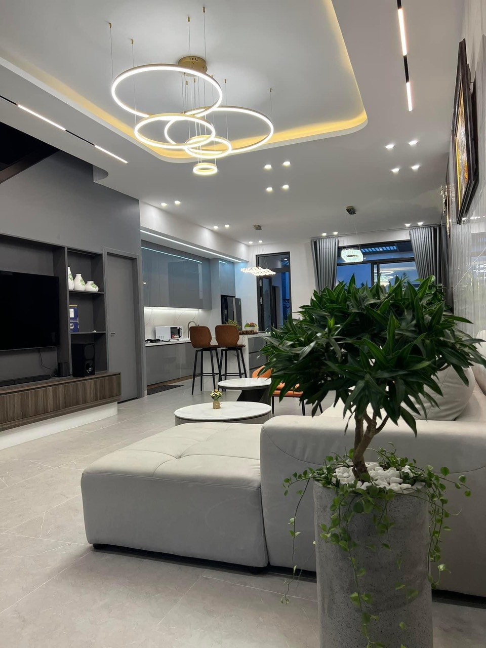 Bán nhà Thanh Nhàn, 42m x 5T x 5.3 tỷ, MẶT NGÕ - THÔNG - MT RỘNG