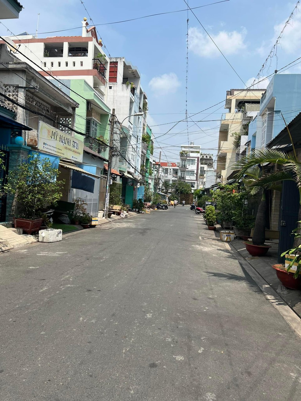 Bán nhà mới mặt tiền đường đỗ thị tâm,3 tầng, đường nhựa 10m, 79m2 chỉ 12.5 tỷ