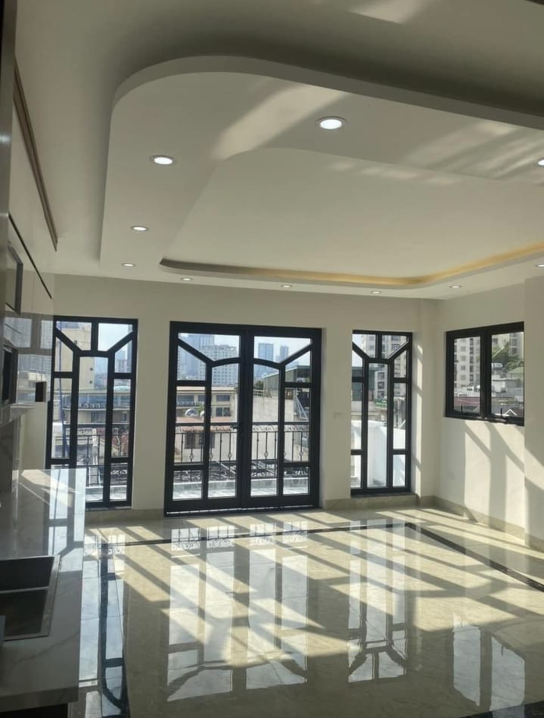 Tòa Văn Phòng Mặt Phố Hồ Tùng Mậu, Phú Diễn, 100m 6T Thang máy, MT 8m, Chỉ 60 Tỷ.