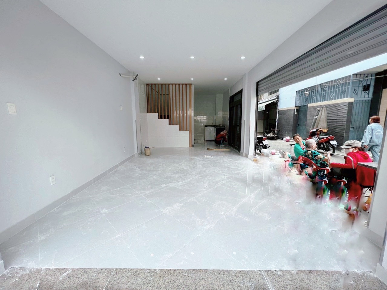 Cho Thuê Nhà Mặt Tiền Xô Viết Nghệ Tĩnh,Q.Bình Thạnh DT:5x10, ,Trệt 2 lầu. Giá:50 tr/th