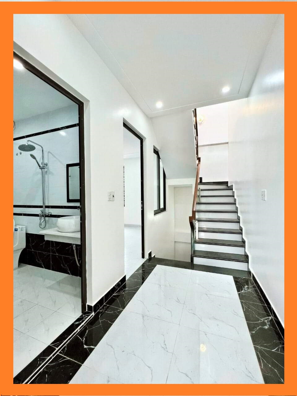 Bán nhà xây mới 40m 3 tầng độc lập 3 ngủ GIÁ 2.58 tỉ ngõ 165 đường Đà Nẵng - Ngô Quyền