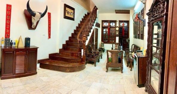 Bán nhà sân vườn 3 tầng ngõ thông ô tô Tây Hồ, cách mặt hồ 40m, 70m2, mặt tiền 6m, giá rẻ nhất khu vực 14 tỷ