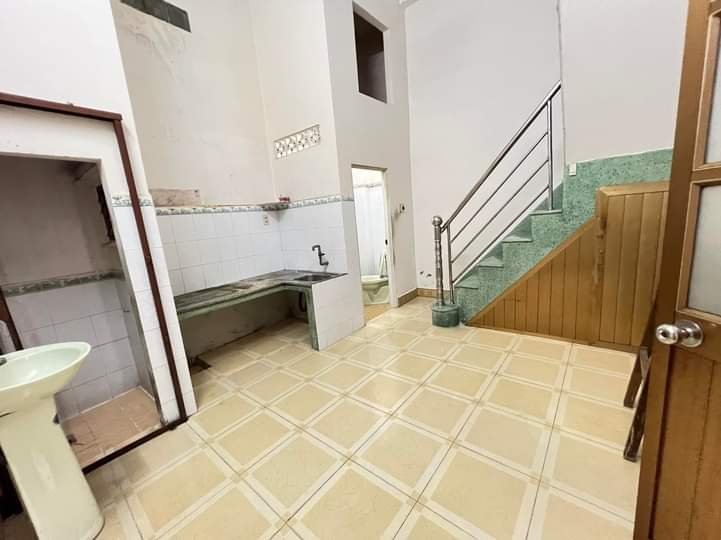 NGUYỄN TƯ GIẢN P.12 GÒ VẤP ✅4.3x10m. Trệt lầu 2PN, 2WC ✅Hẻm 3.5m. gần hẻm xe hơi ✅Ngay chợ pham văn bạch, tiện ích