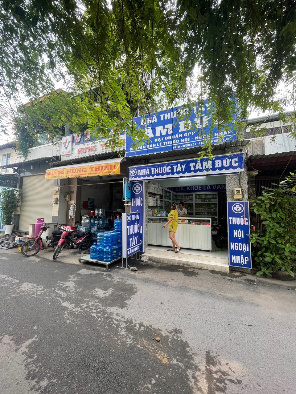 - mặt tiền đường số 2 P16 gò vấp Dt: 3,5m x17’m. Shcn đủ 56m2. Có hẻm hậu 4m. Sát trường Phan Chu Trinh- Phan Tây Hồ.