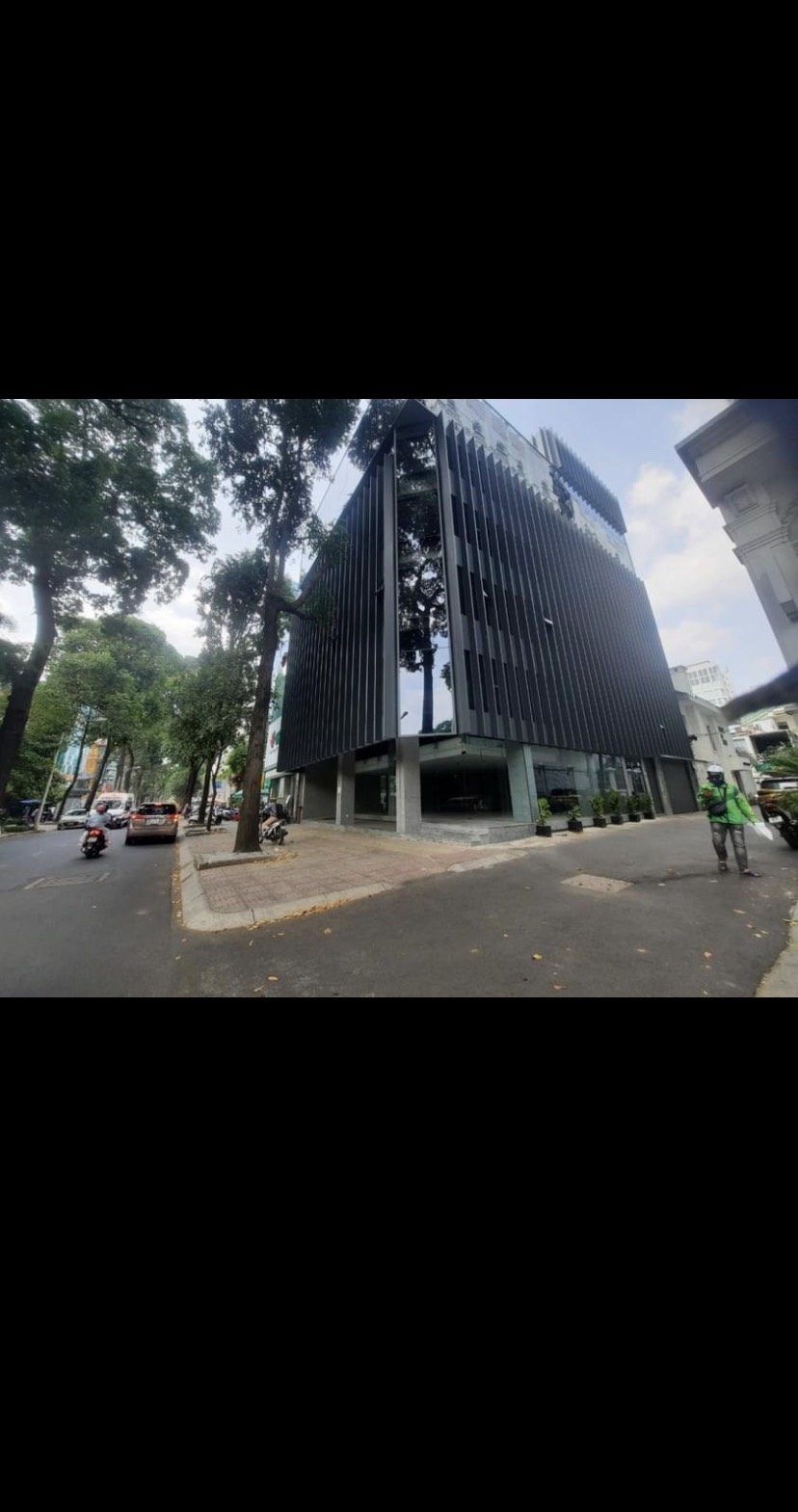 Cho Thuê Tòa Nhà GÓC 2MT đường Phạm Ngọc Thạch, Phường 6, Q3