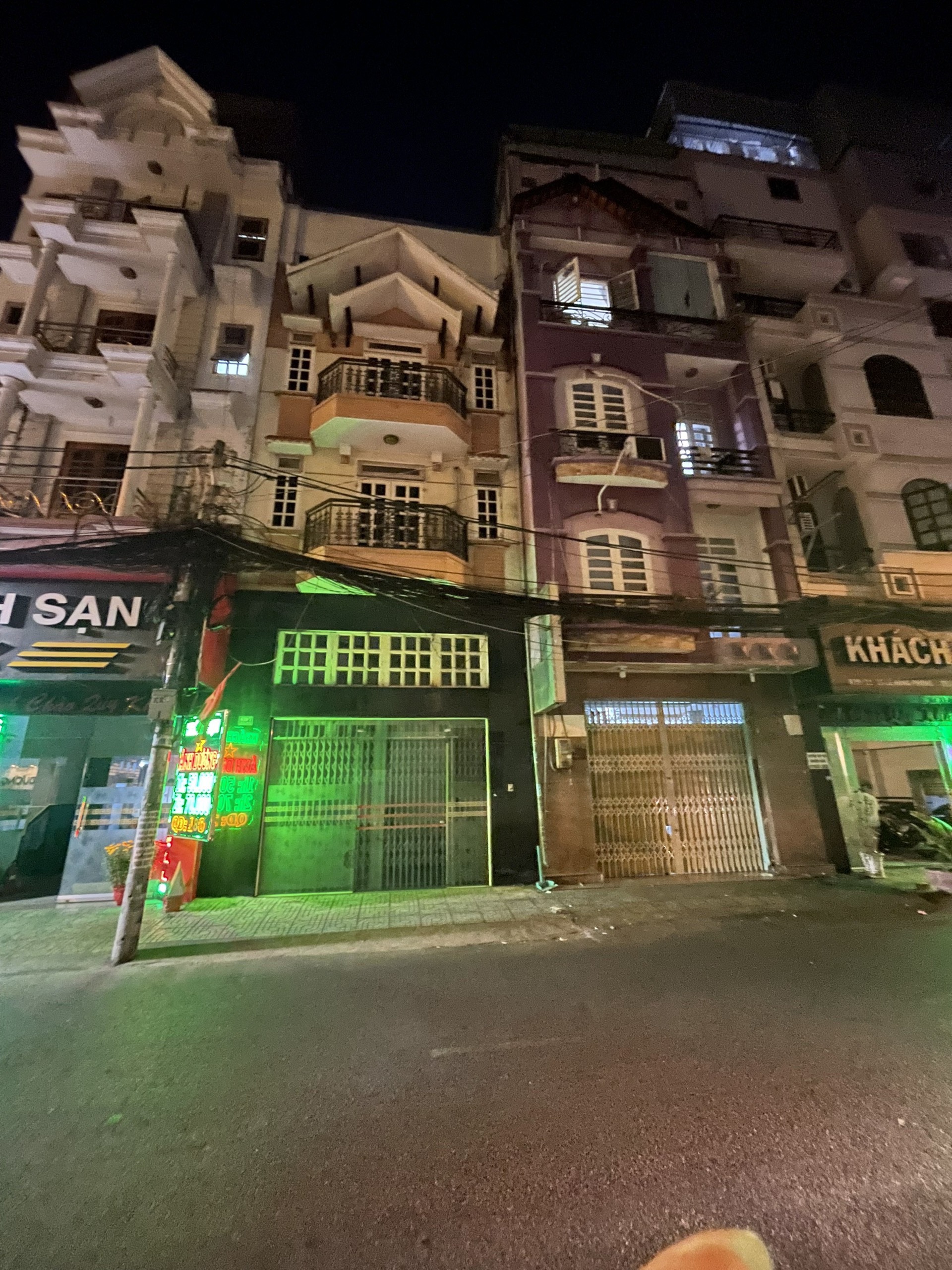 Bán nhà mặt tiền hẻm xe tải thông ra Sư Vạn Hạnh, Cao Thắng nối dài