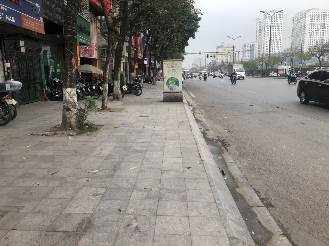 BÁN NHÀ MẶT PHỐ GIẢI PHÓNG 150M2 - VỈA HÈ ĐÁ BÓNG - KINH DOANH DÒNG TIỀN. CHỈ 30 TỶ.