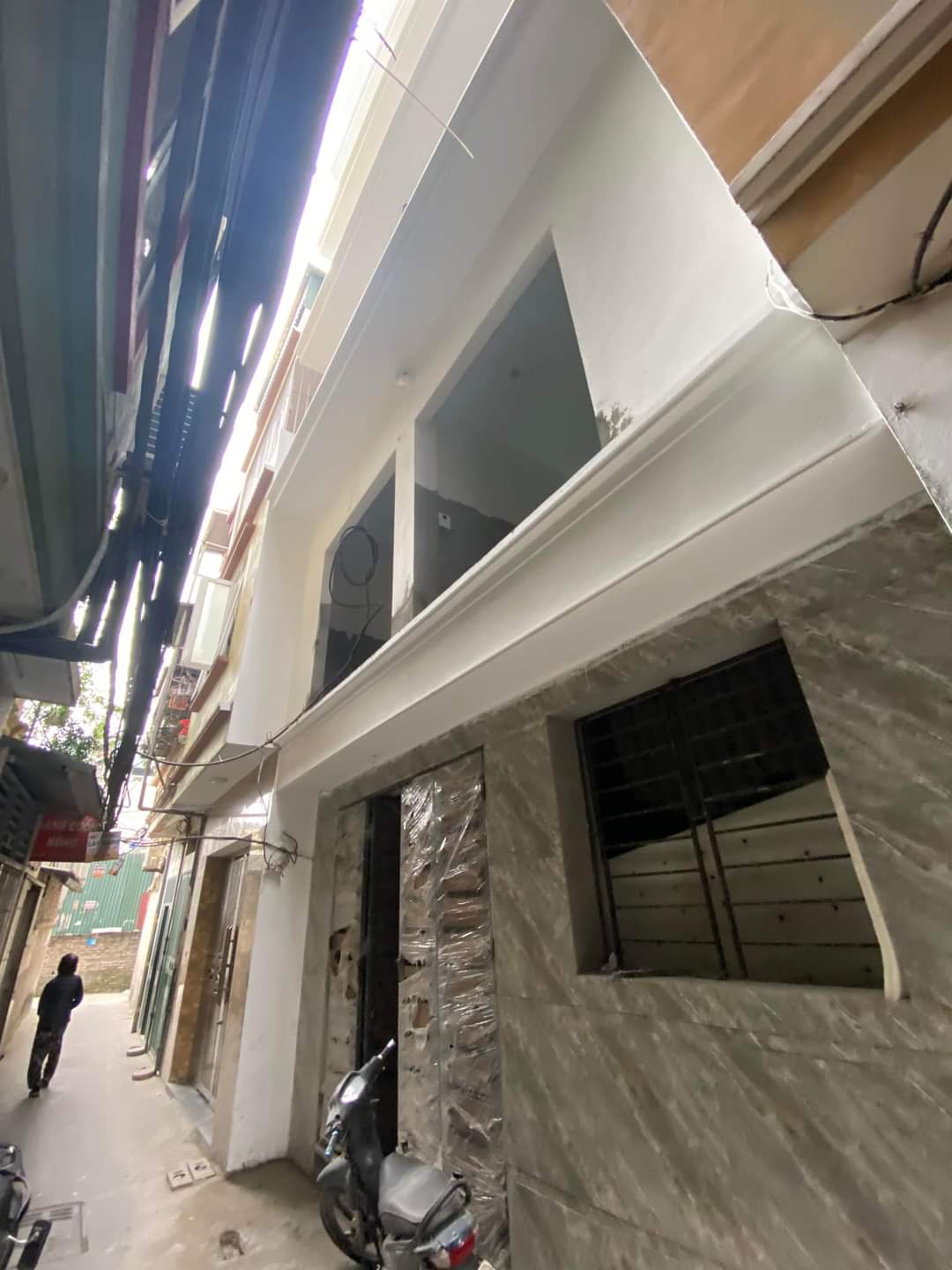 BÁN NHÀ NGÕ XÃ ĐÀN ĐỐNG ĐA 7TẦNG THANG MÁY 62M2 MẶT TIỀN 5,5M(GIÁ 13,3TỶ)