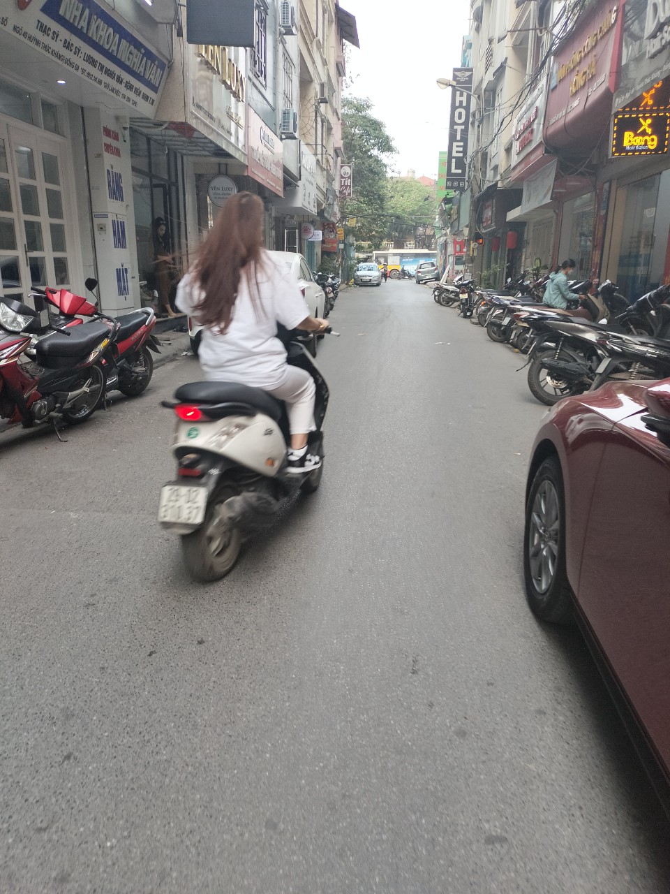 Bán nhà ngõ 49 Phố TRúc Khuê Quận Đống Đa, kinh doanh , ô tô tránh, phân lô 50M 13,5 tỷ