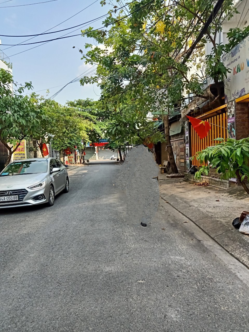 Hàng Hot 549/ Lê Văn Thọ, P.14 Quận gò vấpKết cấu: 1 Trệt + 1 Lầu - Đường 8m có lề Diện tích: 4m x 14m Hẻm thông