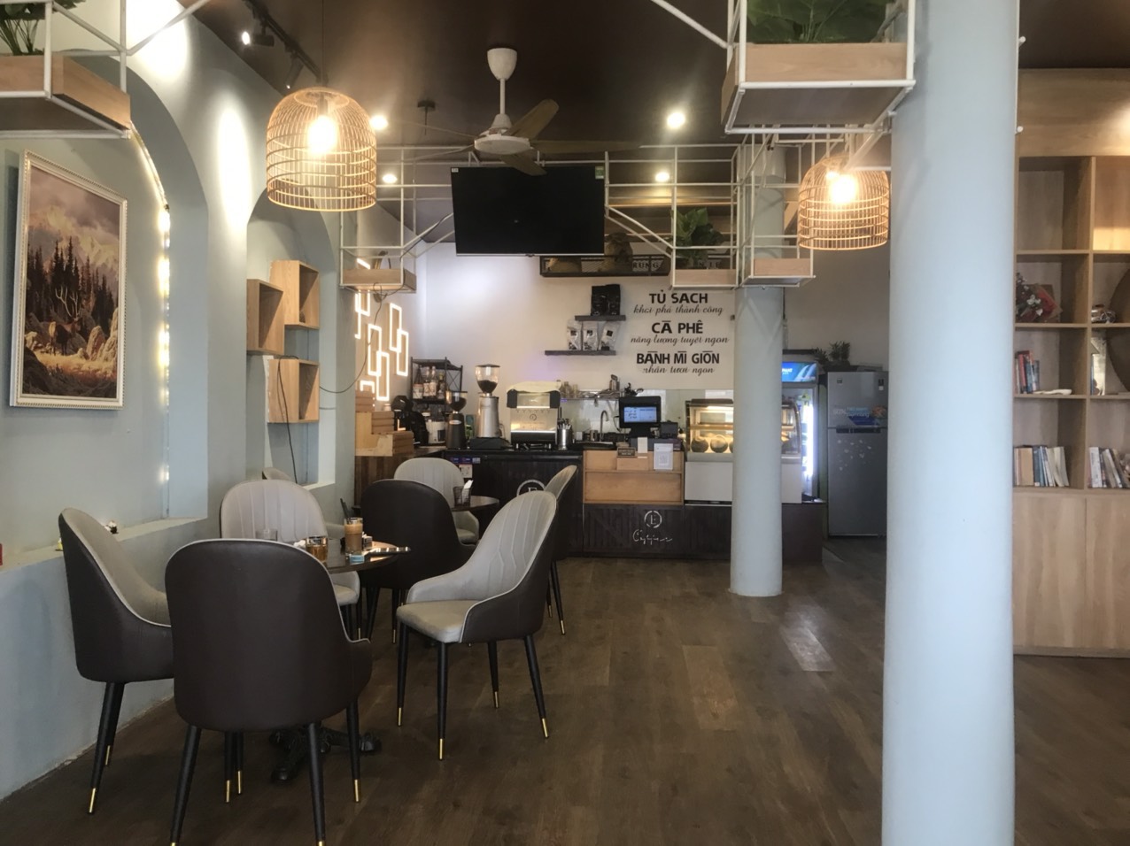 Chính chủ cần nhượng lại quán cà phê ở Hồ Tây, MB view đẹp