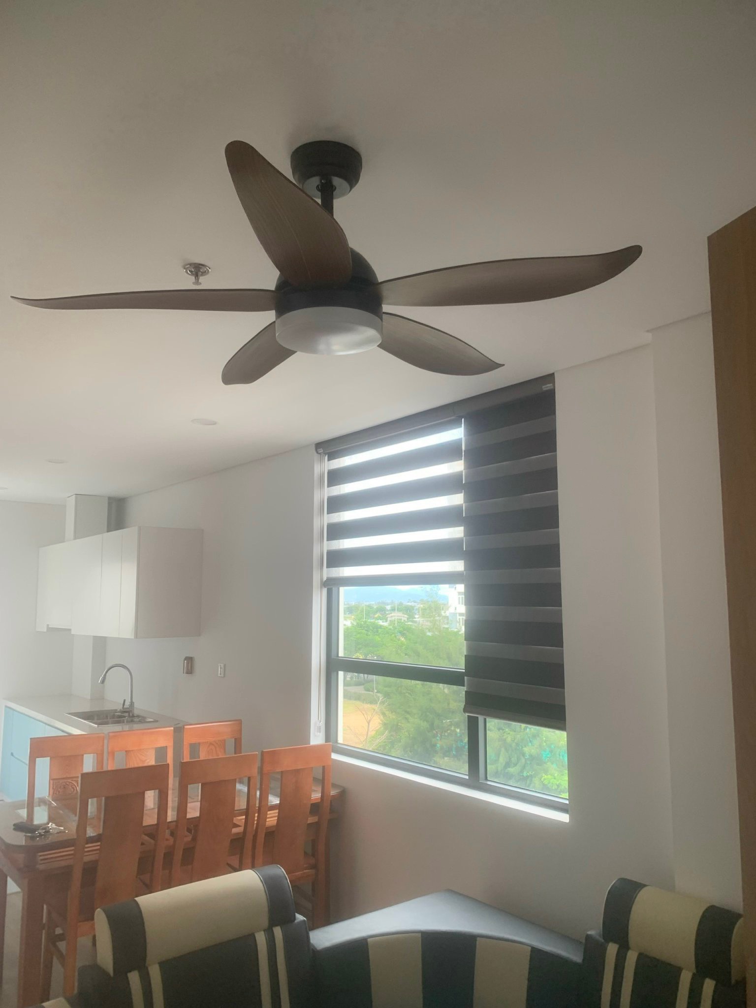 Bán căn hộ góc FPT Plaza 1 gồm 2pn