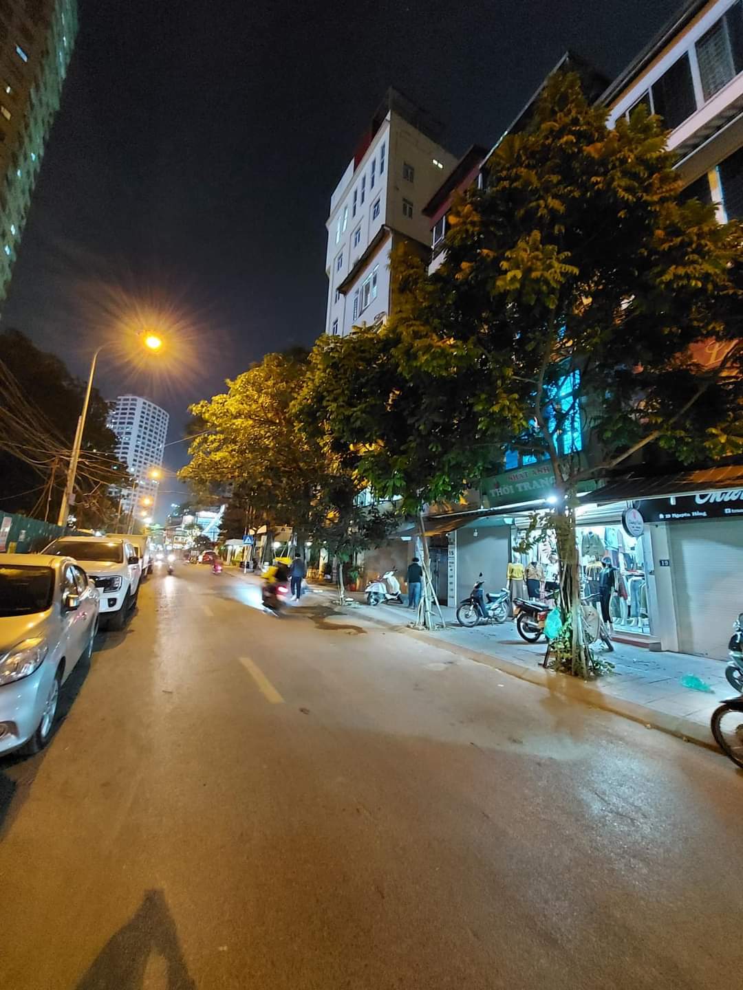 MẶT PHỐ NGUYÊN HỒNG TT THÀNH CÔNG 1TẦNG SỔ 15M2(50M SỬ DỤNG) 7M MẶT TIỀN.