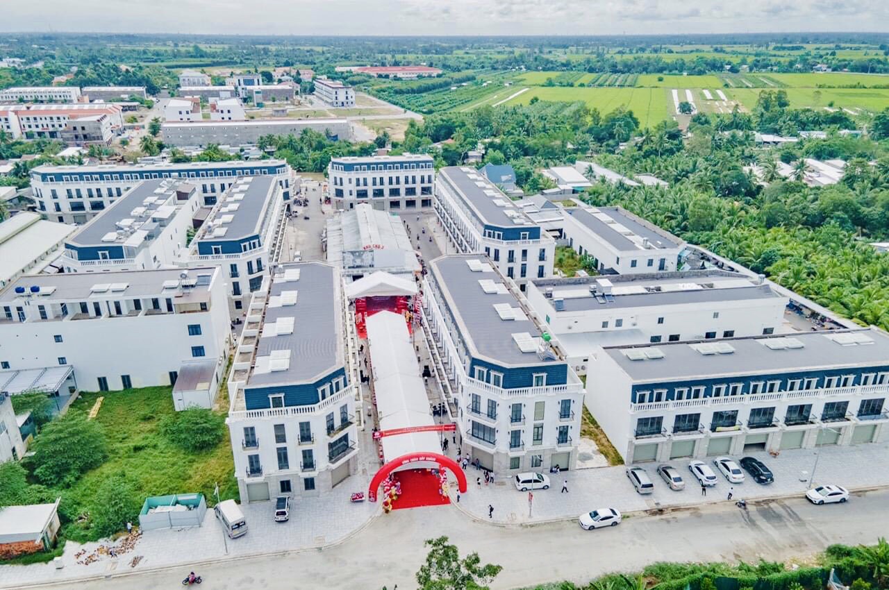 Bán nhà ở chợ thới lai nhận nhà ngay có hỗ trợ vay