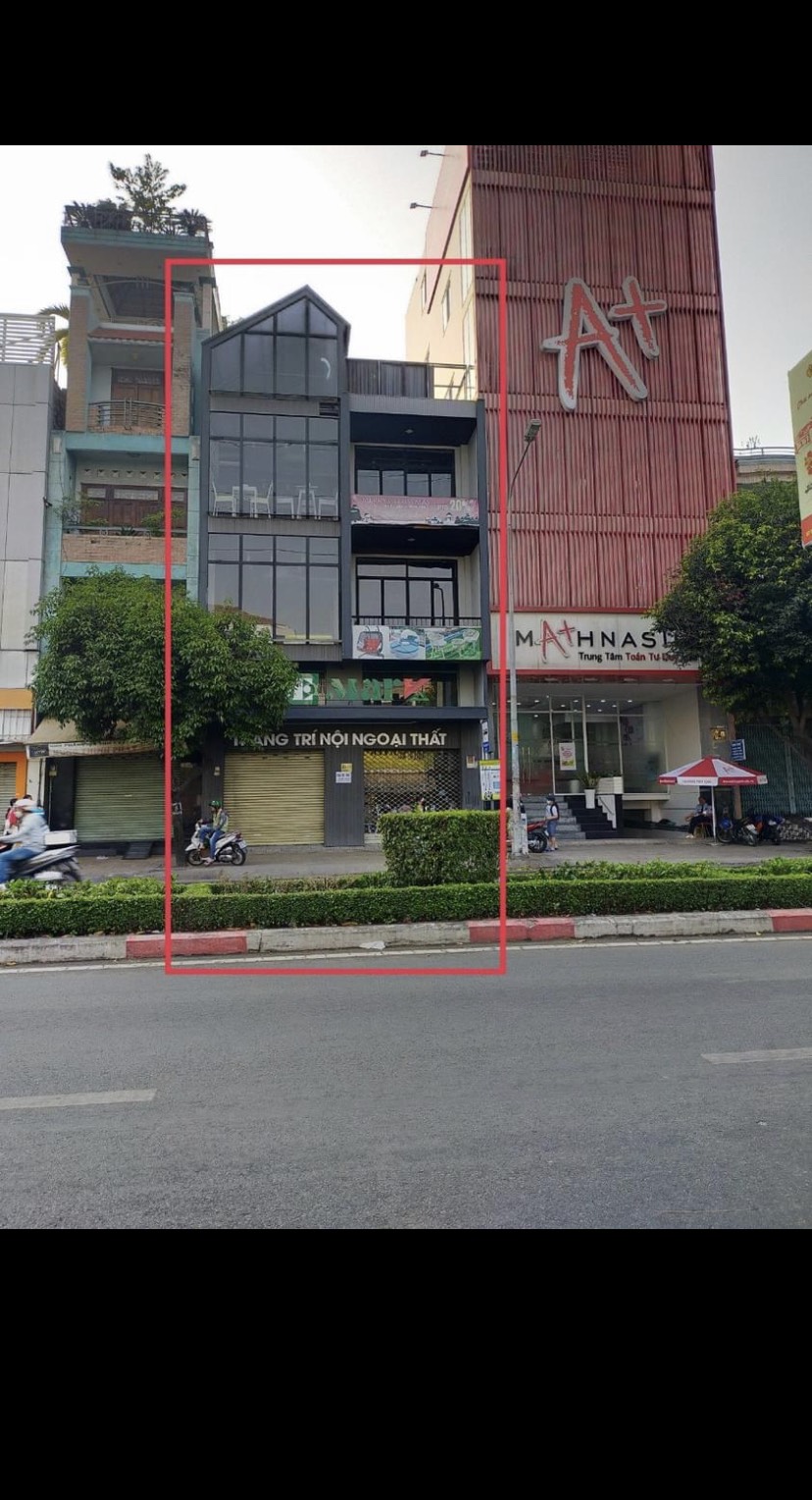 Cho thuê nhà kinh doanh Mặt tiền đường Lạc Long Quân, P5, Quận 11