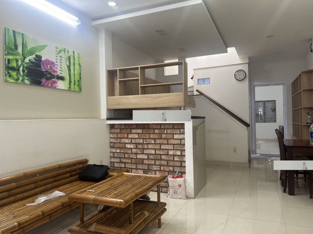 Nhà nguyên căn hẻm đường số 17 Tân Thuận Tây Q7.