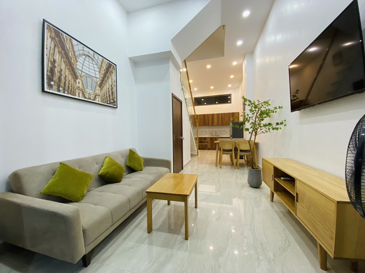 Nhà NC 322/16 CMT8 Q3, 2PN-WC, đầy đủ NT