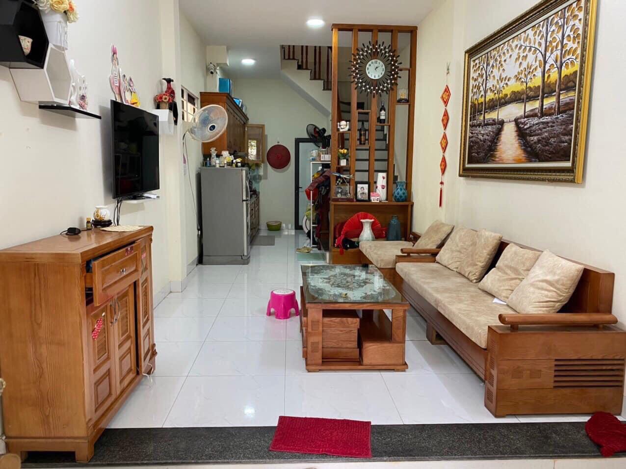 Bán Nhà Thanh Xuân 33m2 x 4 Tầng - Ba Bước Ra Phố Ở Ngay - Sổ Đỏ Đẹp Chính Chủ.