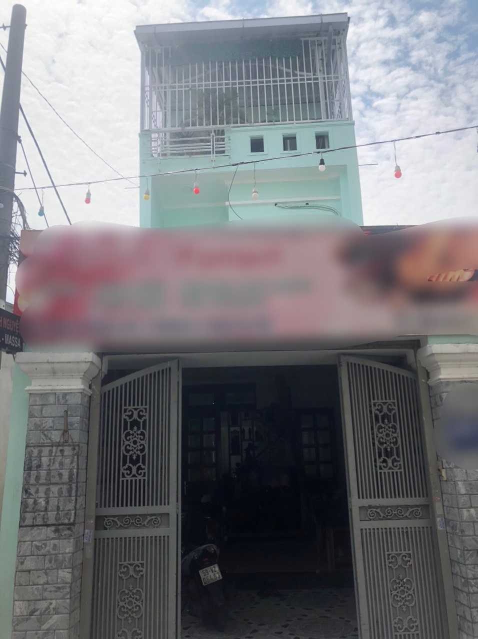 - MỘT ĐỜI CHỦ CHƯA QUA LÁI ĐÒ NÀOBÁN nhà góc 2 mặt tiền đường số 3 p9 gò vấp Dt: (4,3x21m ) công nhận: 88m2Kc: 1