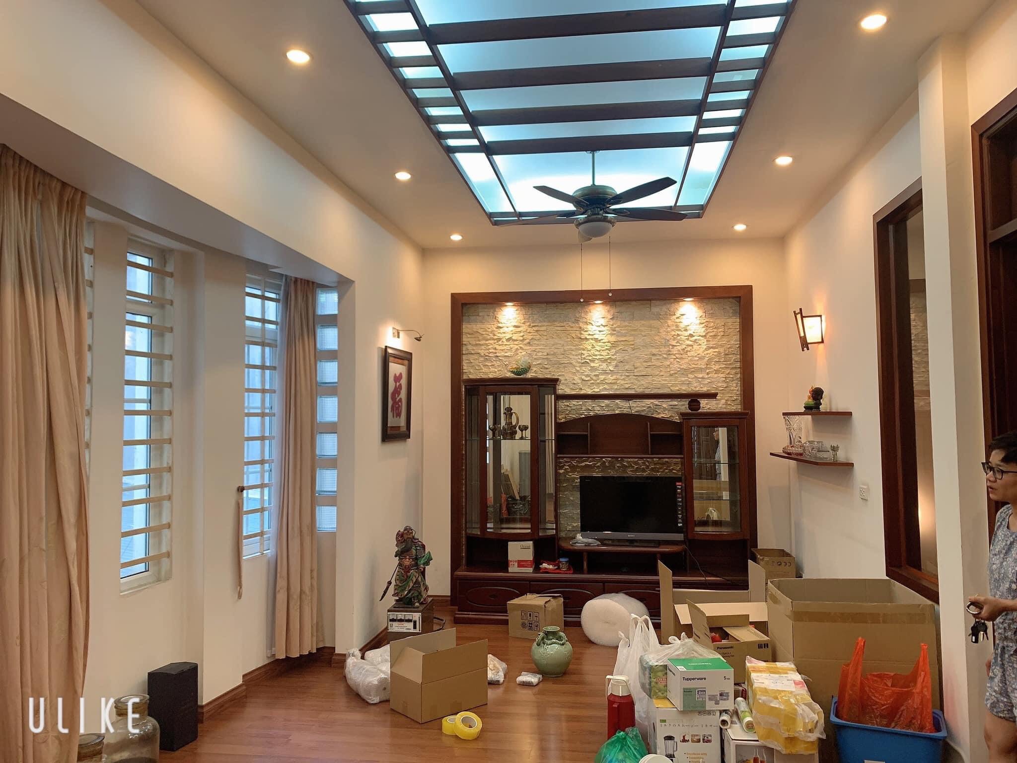 Nhỉnh 5 Tỷ Có Nhà Tại Ngõ 72 Nguyễn Trãi, Thanh Xuân 50m, 5 Tầng, MT 5m - HÀNG XÓM ROYAL CITY.