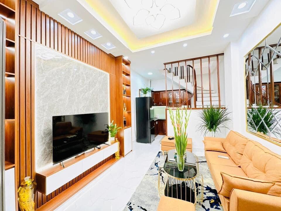 Hiếm - Bán Nhà Phố Cự Lộc - Thanh Xuân, 30m2 x 5 Tầng, Gần ô Tô, Kinh Doanh, Nhỉnh 3 Tỷ.