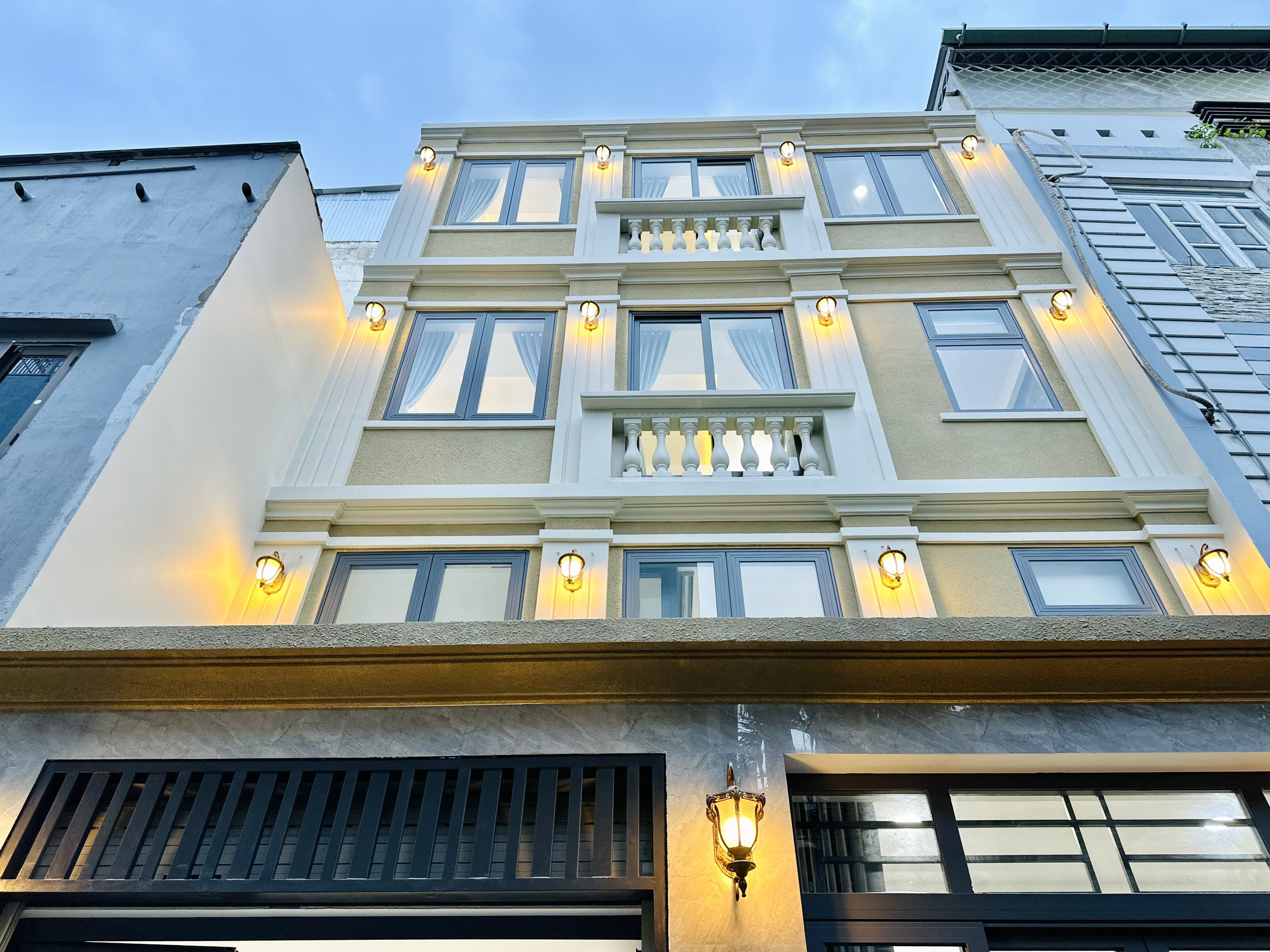 Bán nhà mới HXH đường Quang Trung, phường 11, Gò Vấp ( 5 tỷ 2)