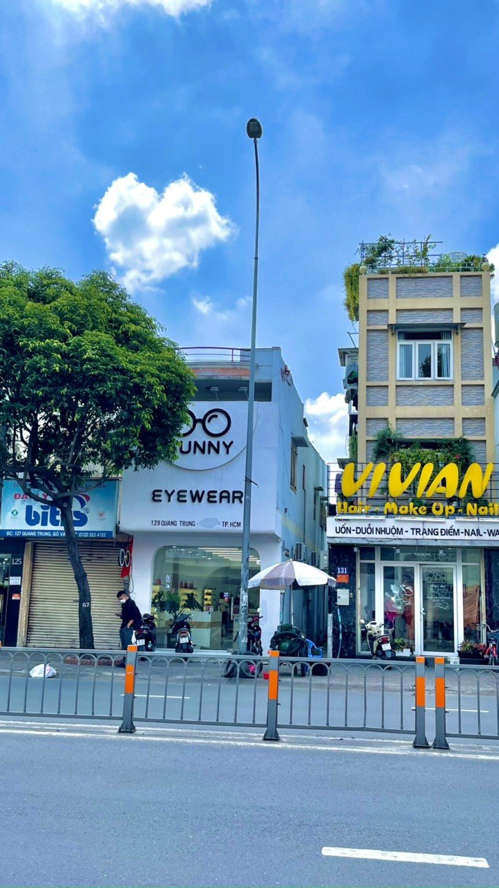 Bán Nhà mặt tiền Nguyễn Bỉnh Khiêm, P Đakao, Quận 1. DT: 4mx20m. 6 lầu.