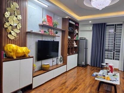 HIẾM - Bán Gấp Nhà Nguyễn Trãi, Thanh Xuân, DT 44m2 , MT 4.5m - Gần Sân Bóng Thượng Đình.